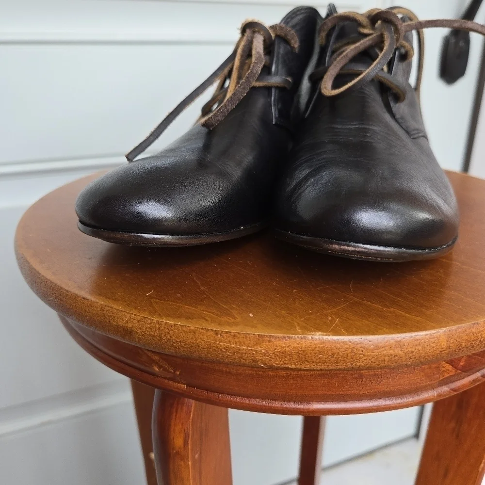 Frye Vintage Jillian Chukka Boots